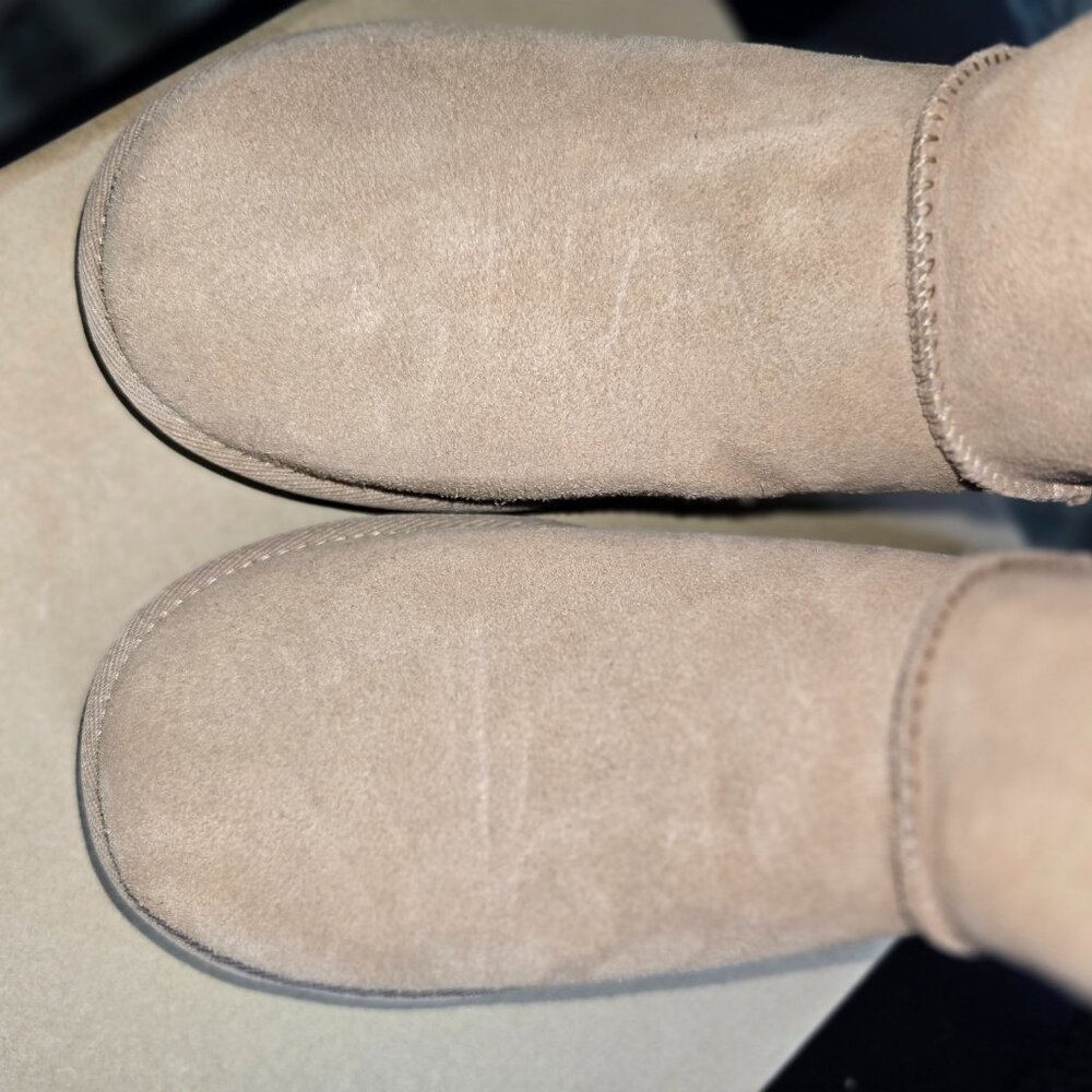 UGG Women's Mini Bailey Belt Boots - Chestnut Size 7 - Shearling Wool Lining - Picture 9 of 9